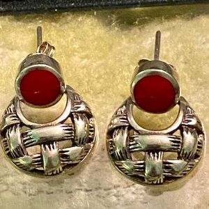 925 Sterling Silver with coral dangling earrings